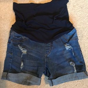Sz M Maternity Shorts